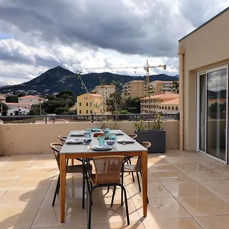 Isula Rossa Lägenhet LʼÎle-Rousse