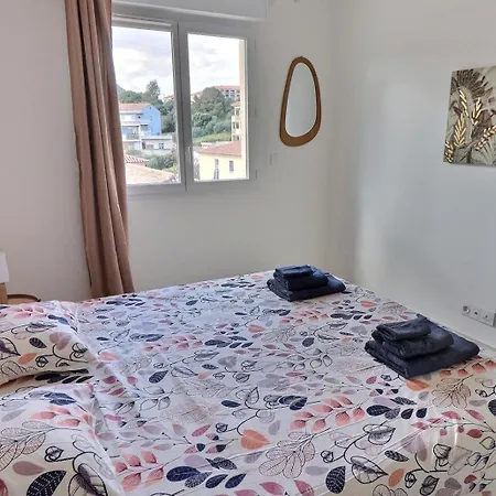 Isula Rossa LʼÎle-Rousse